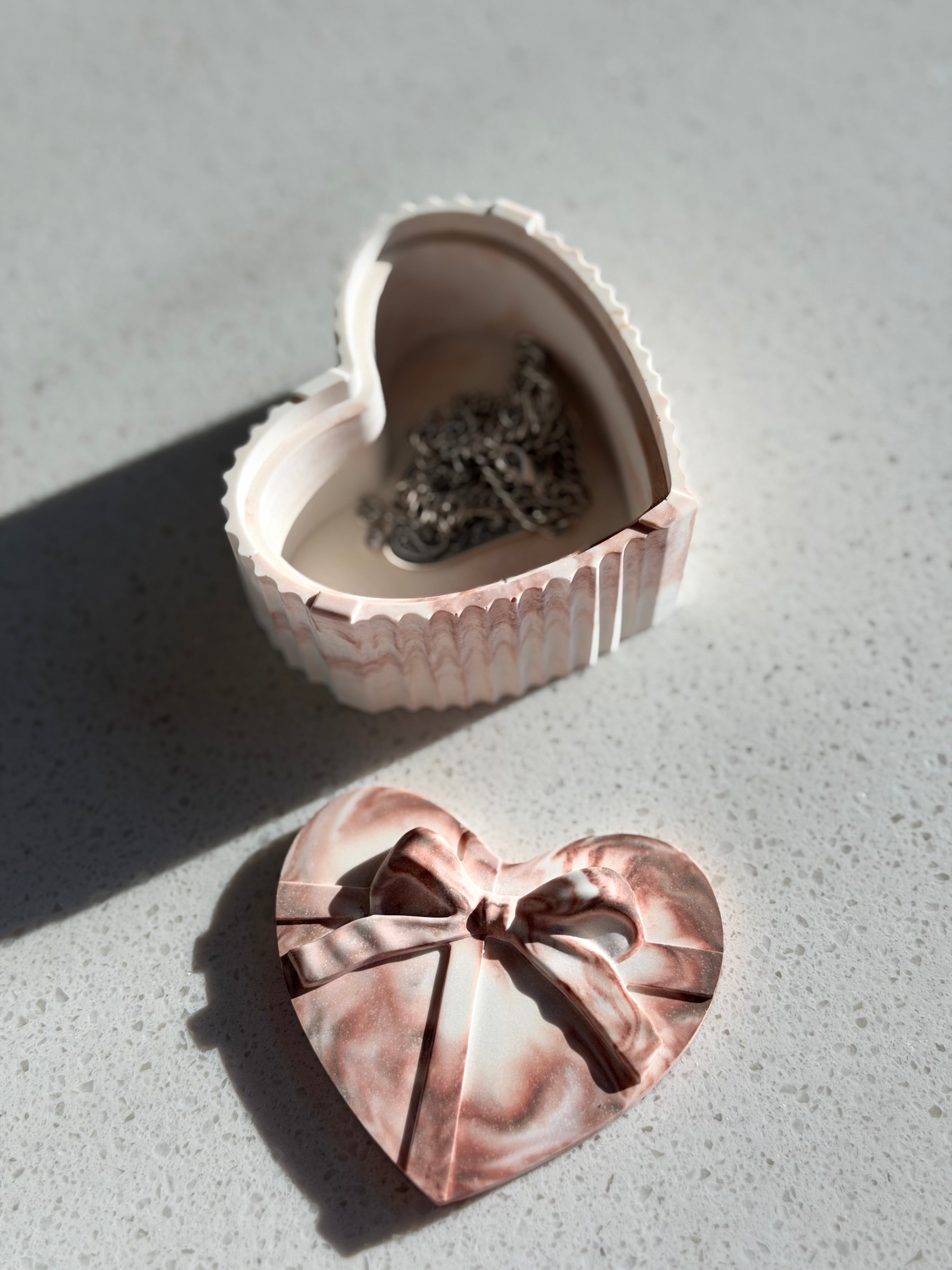 The Marbled Heart Bow Box
