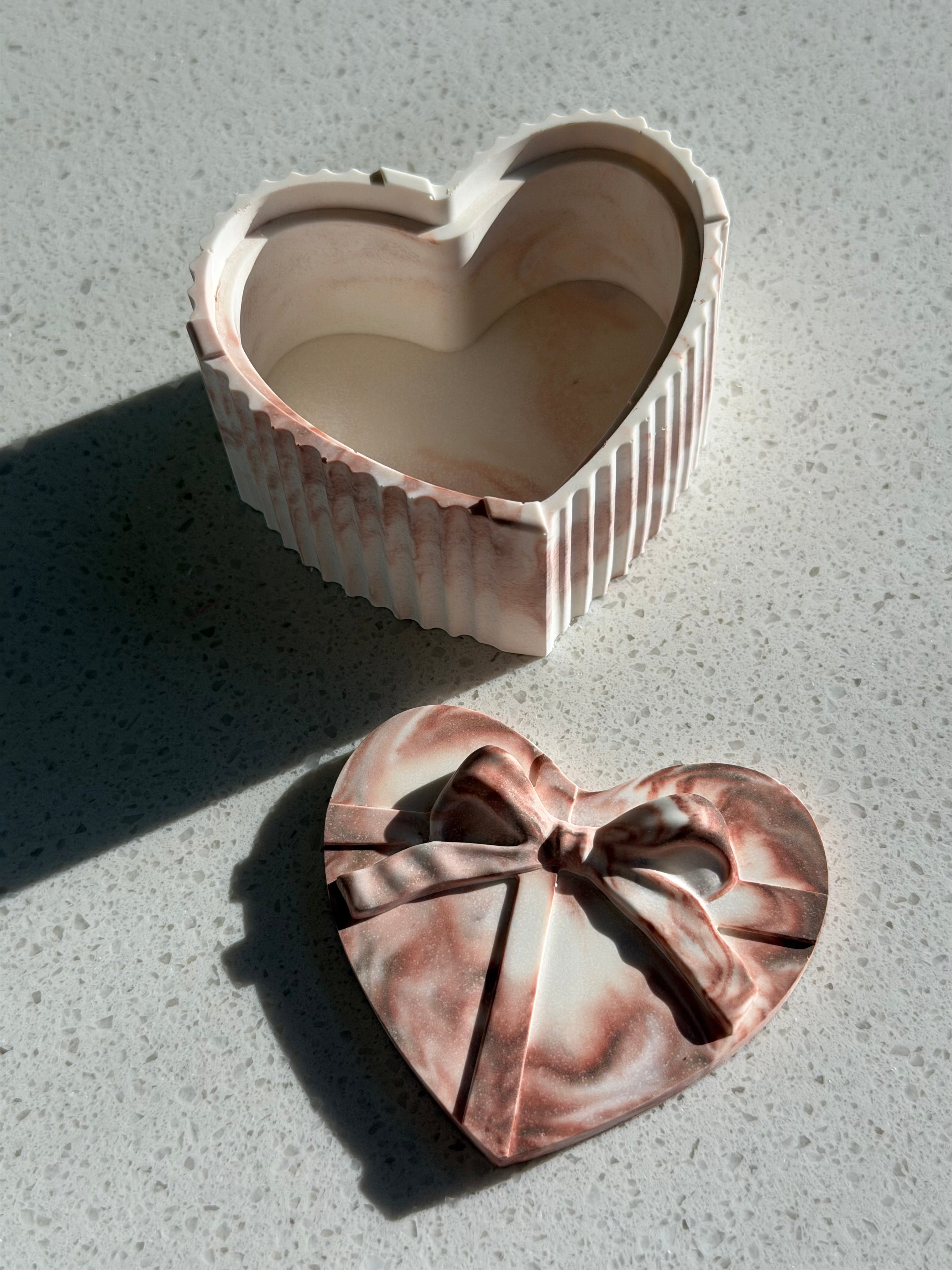 The Marbled Heart Bow Box