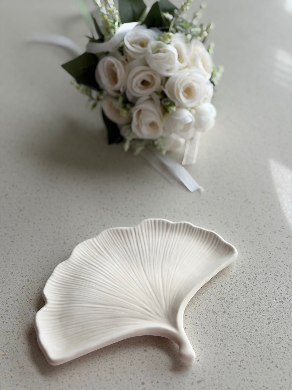 Wavy Leaf Tray