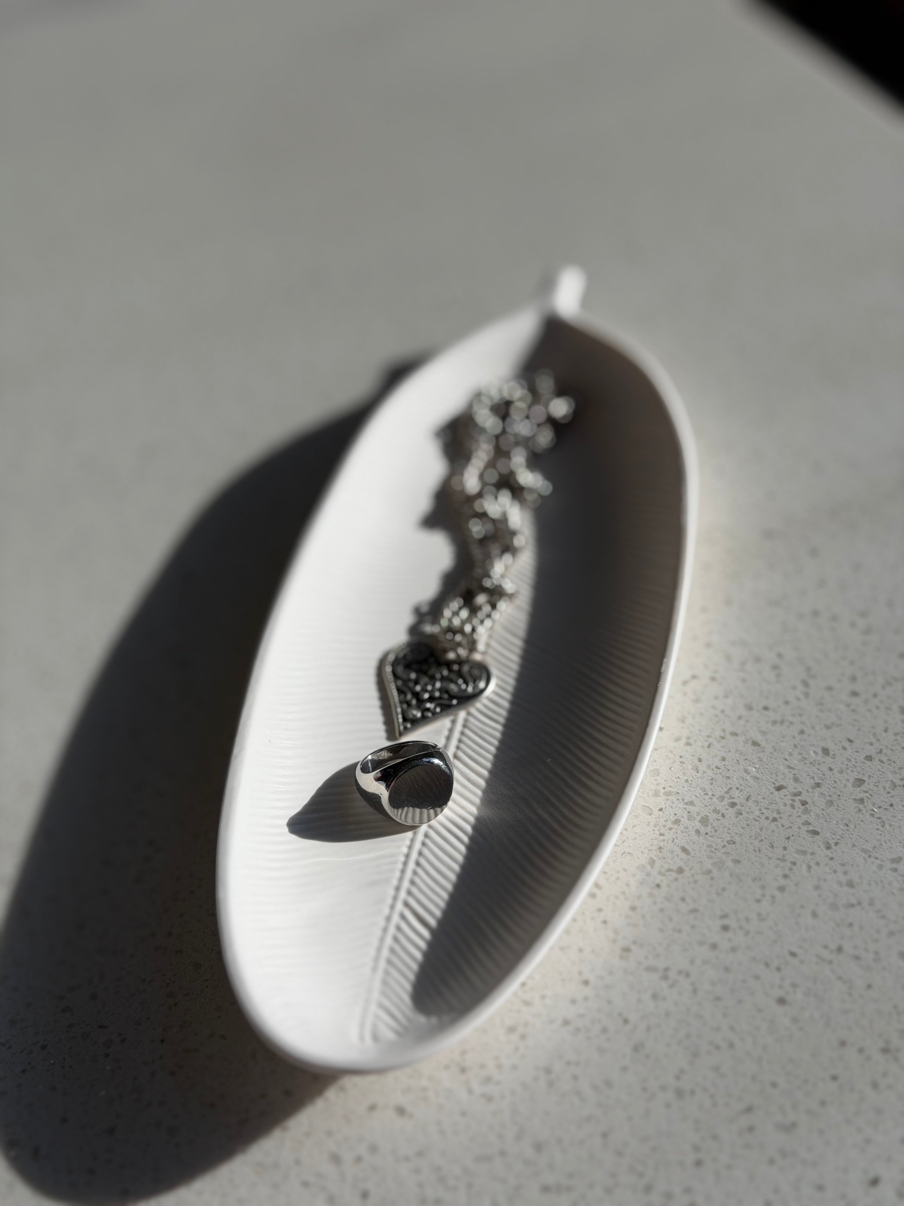 The Zemira Tray
