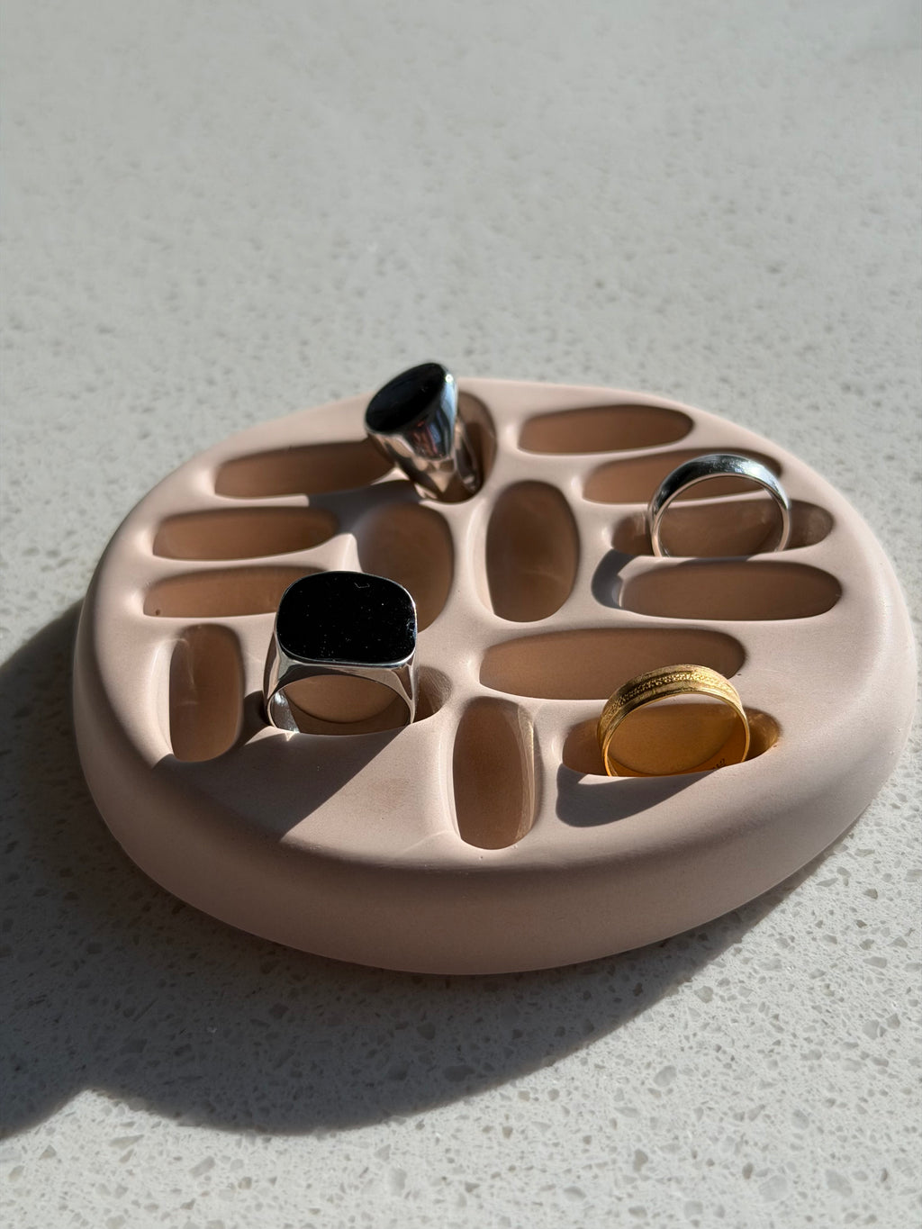Rounded Ring Tray