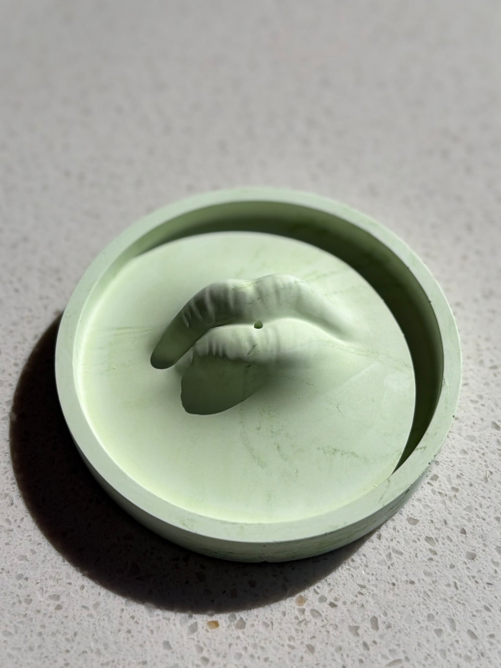 Aethel Lip Silhouette Incense & Ring Coaster