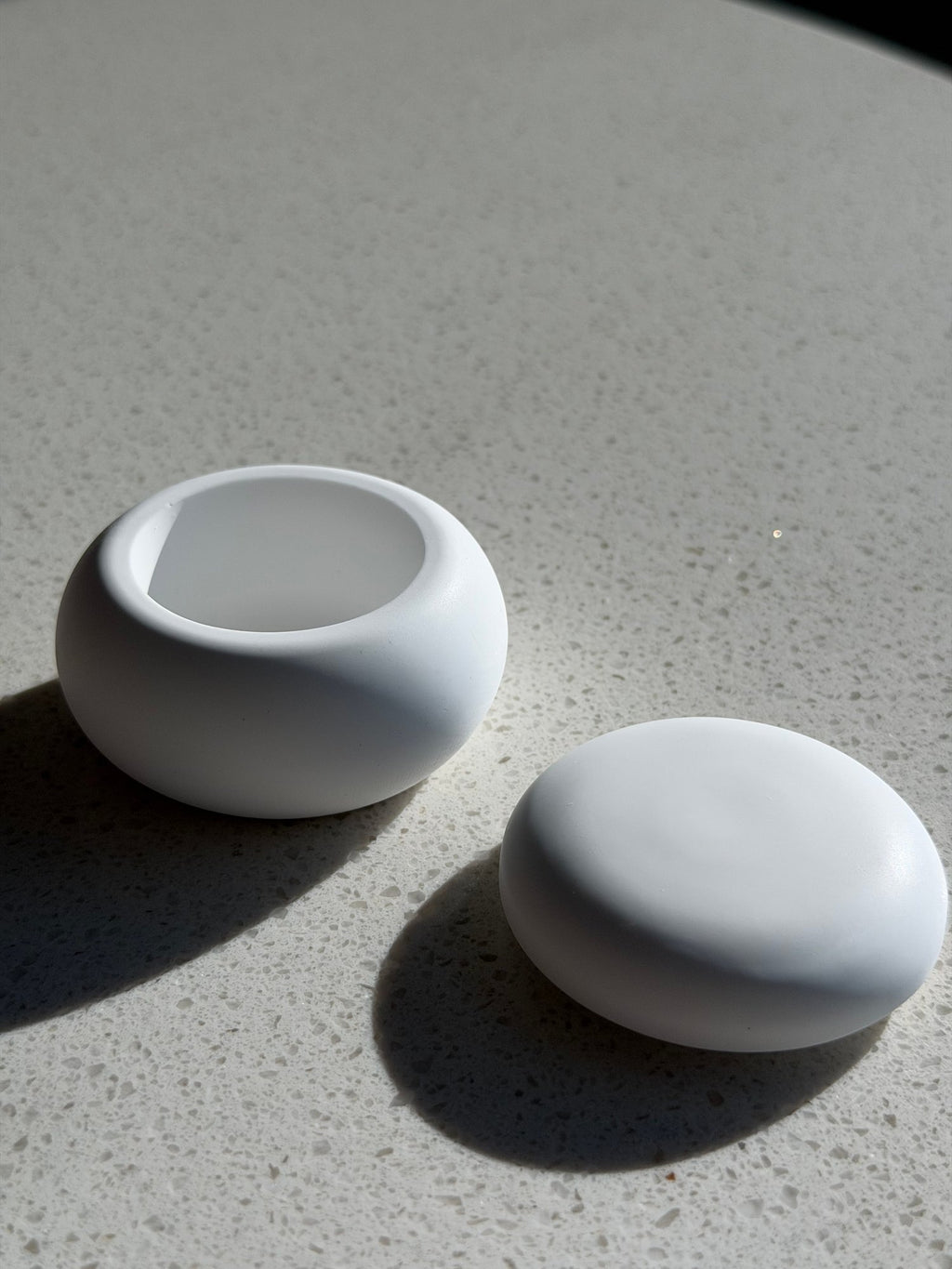 Rounded Pebble box