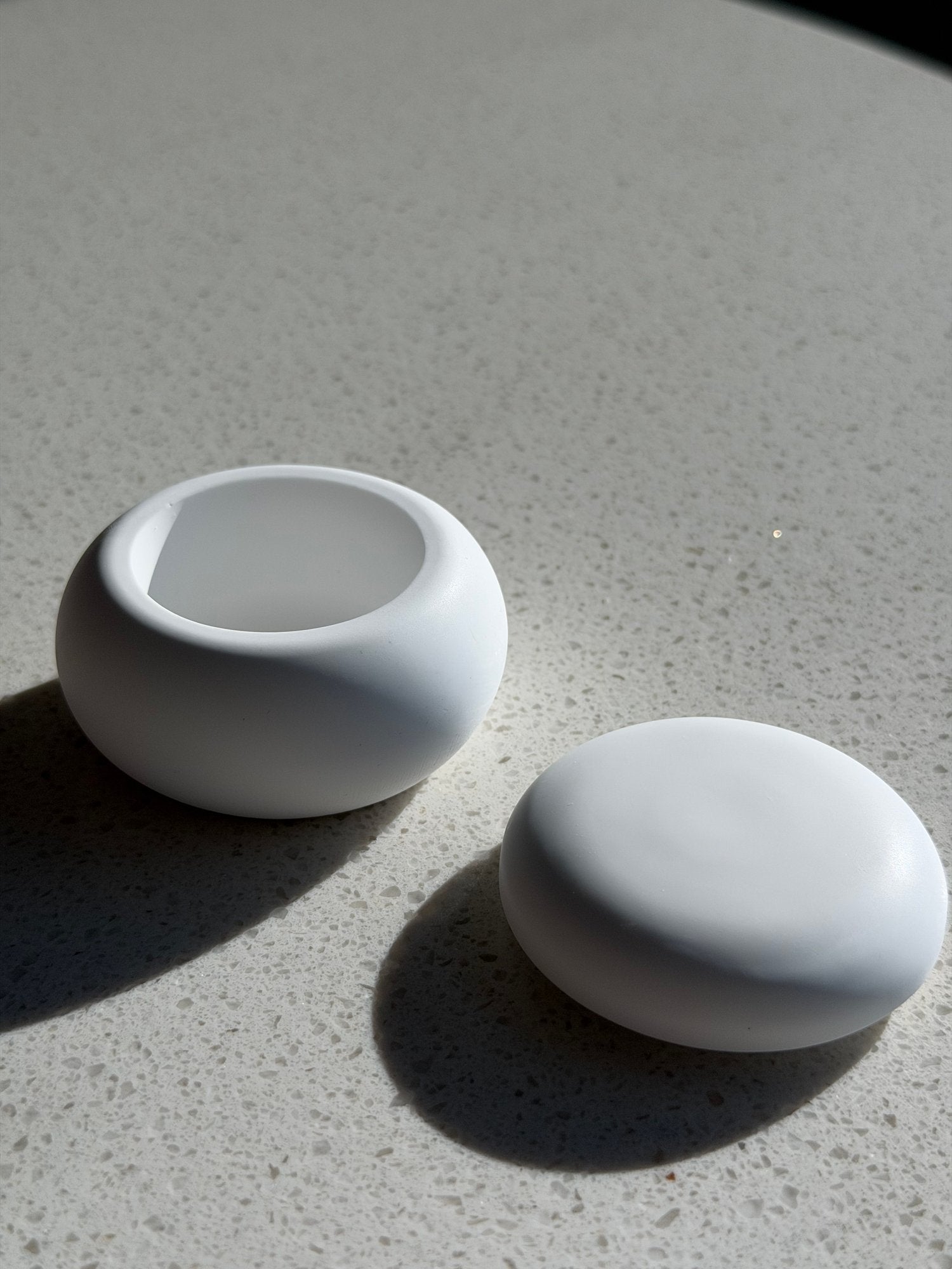 Rounded Pebble box