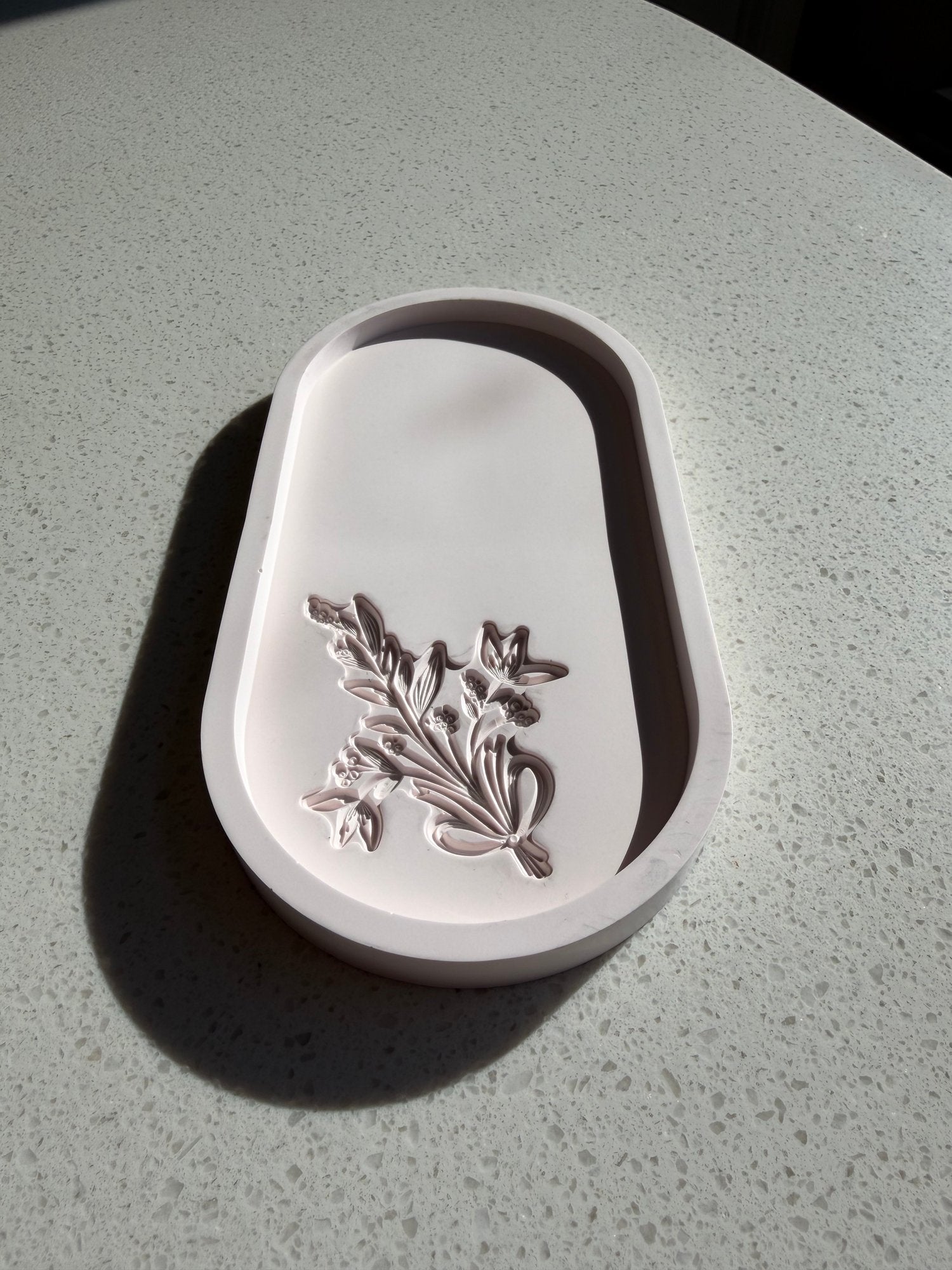 Round Tray - Flowers